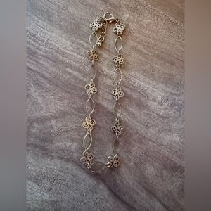 Gold Tone Clover Shaped Symbol Anklet / Bracelet  Classic Look Minimalist